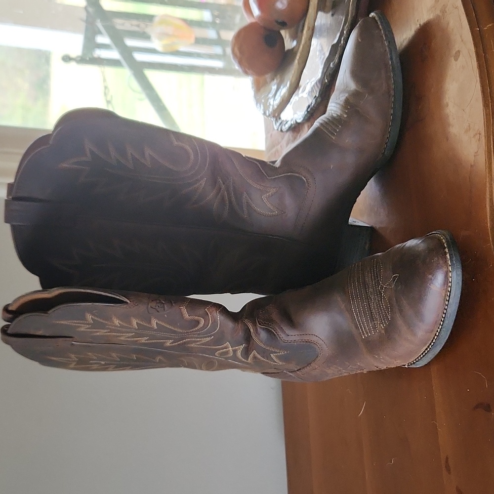 Women's Ariat boots